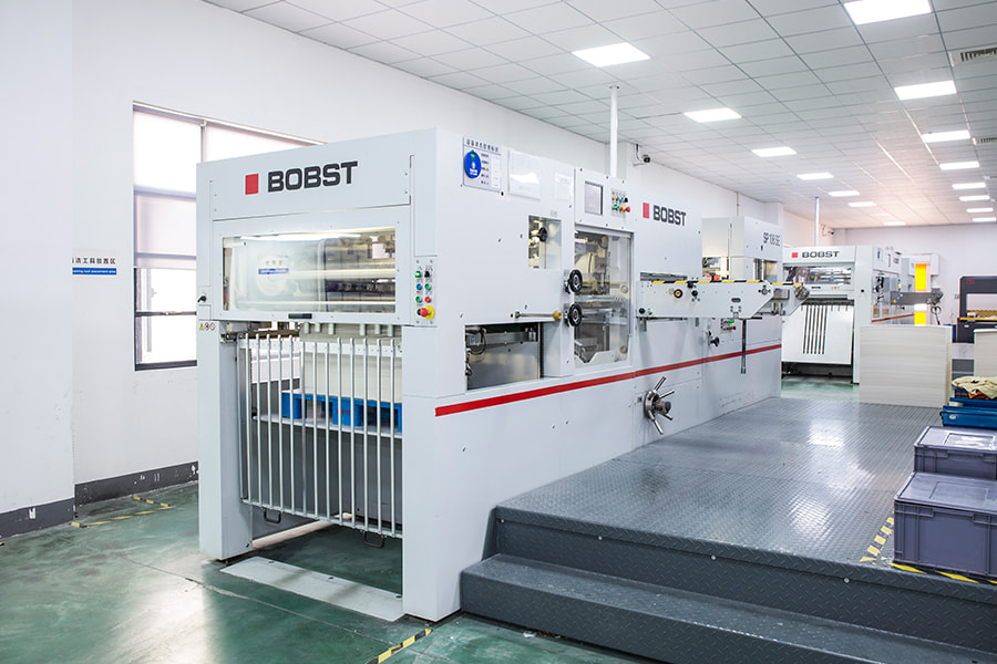 BOBST Automatic Moulding Machine